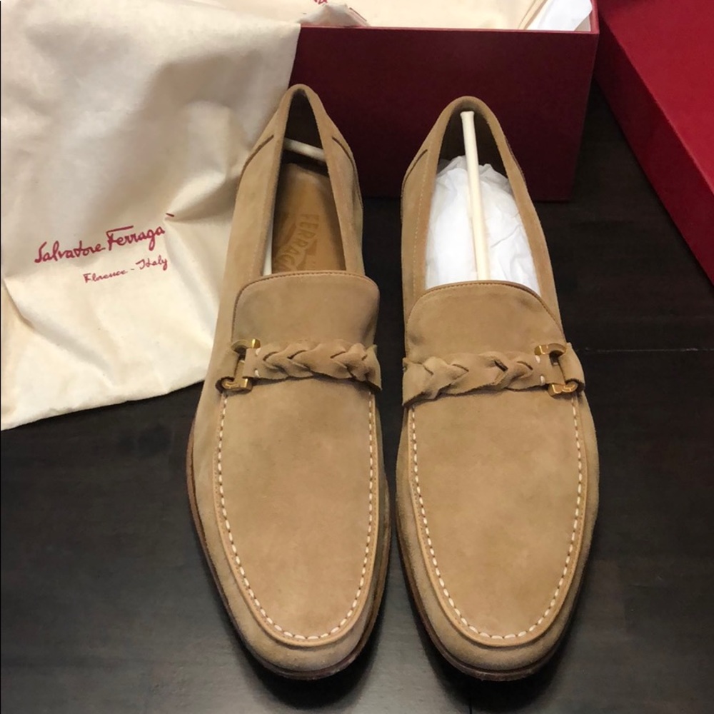 Excellent Condition Salvatore Ferragamo!